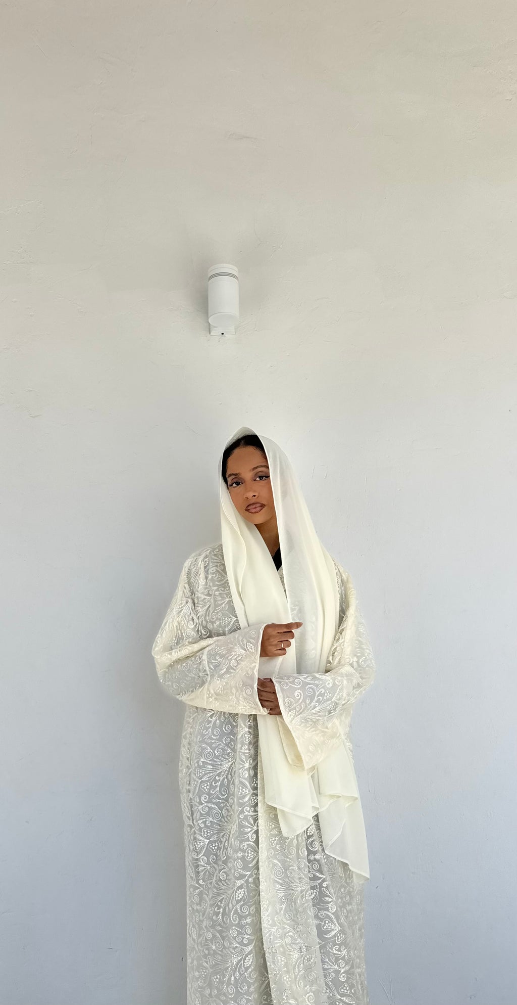 Ivory Muse Abaya