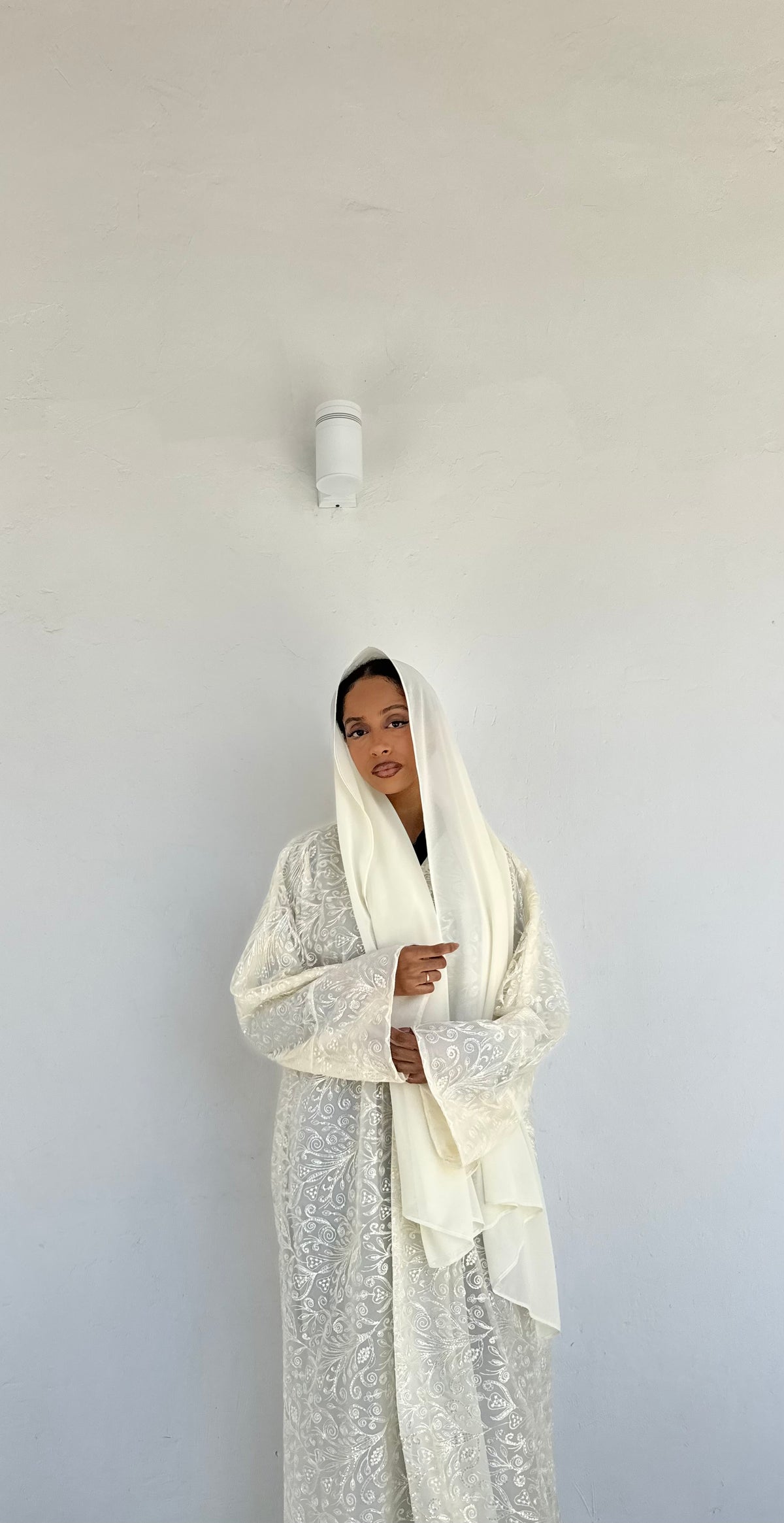 Ivory Muse Abaya