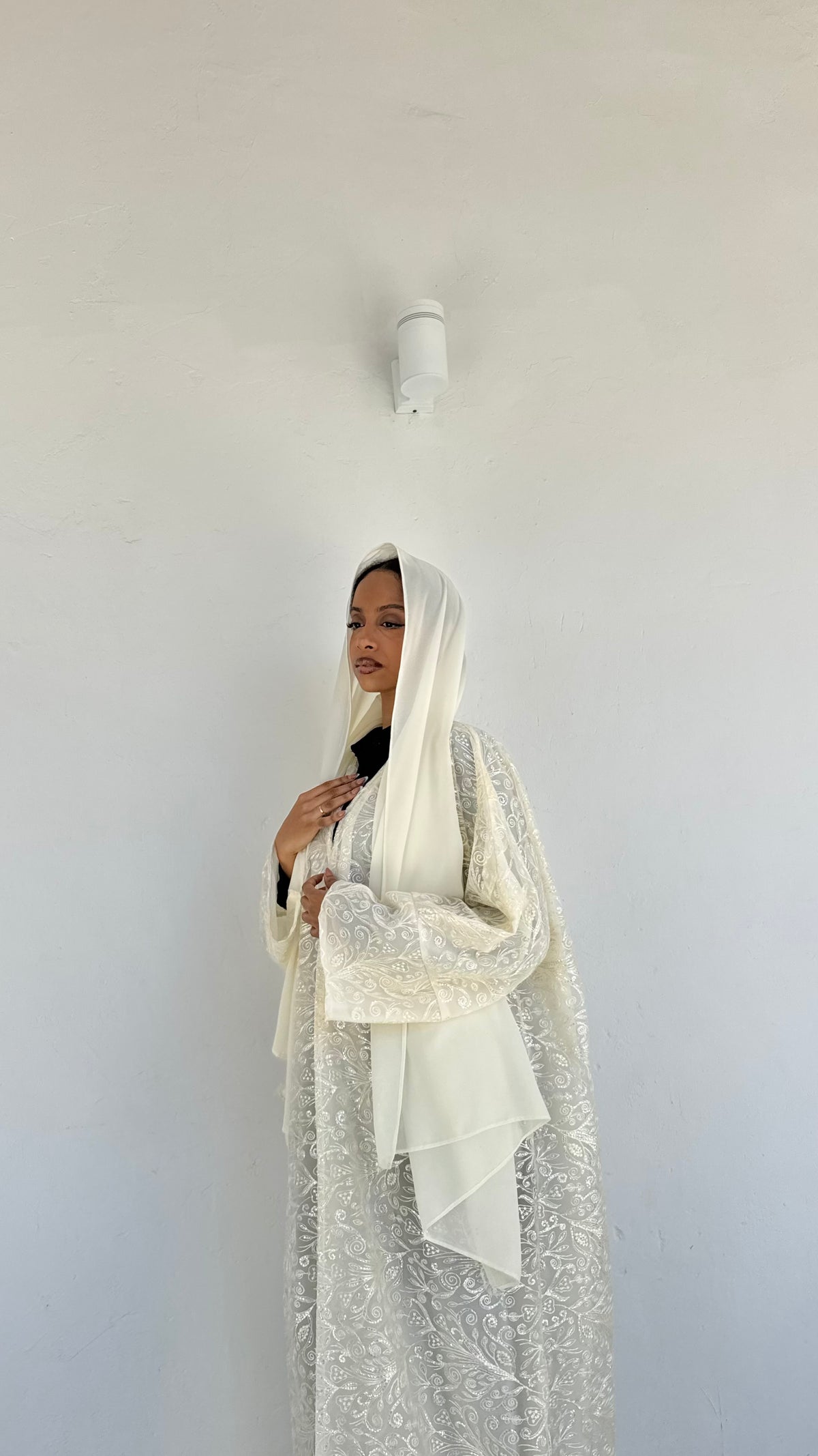 Ivory Muse Abaya